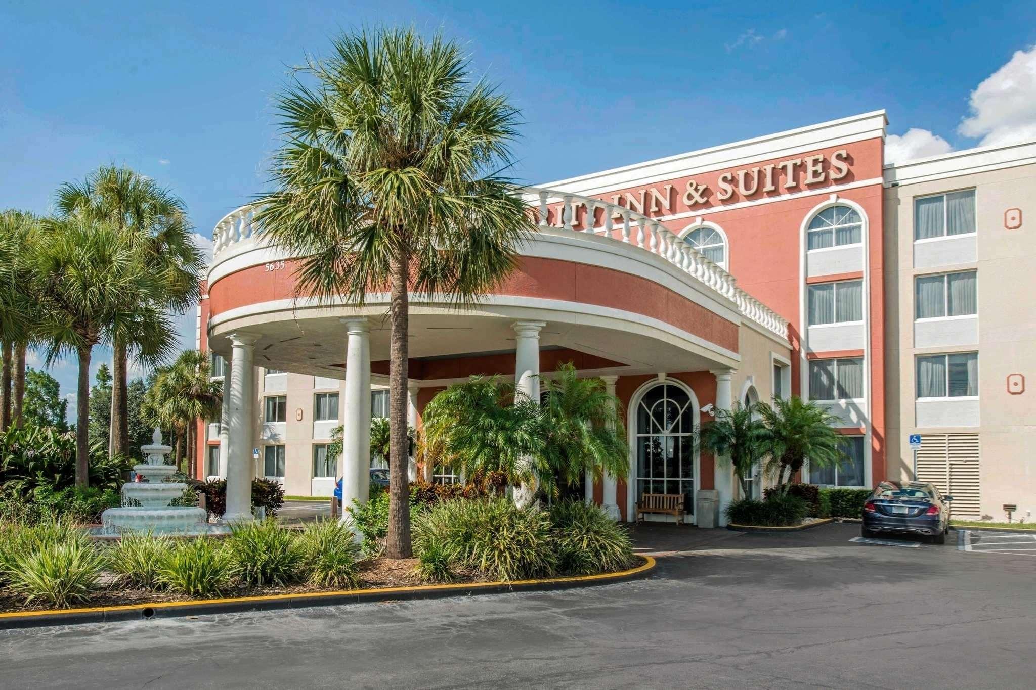 Quality Inn & Suites Near The Theme Parks Orlando Exterior photo